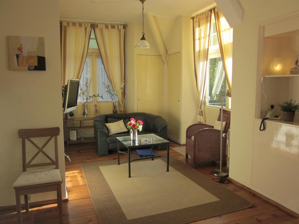 Appartementen Huize Eikenhof Bergen Habitación foto